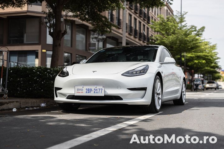 Tesla Model 3 Long Range