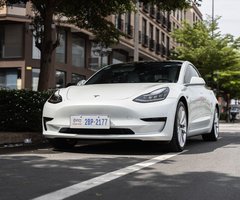 Tesla Model 3 Long Range